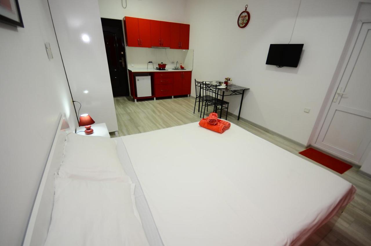 Aparthotel My Home Batumi Zewnętrze zdjęcie