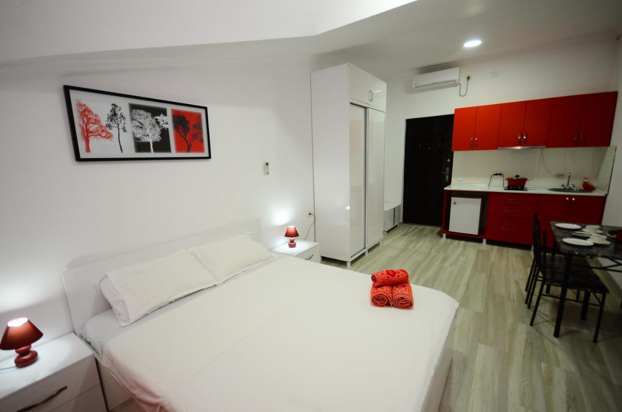 Aparthotel My Home Batumi Zewnętrze zdjęcie