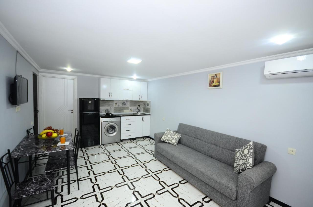 Aparthotel My Home Batumi Zewnętrze zdjęcie