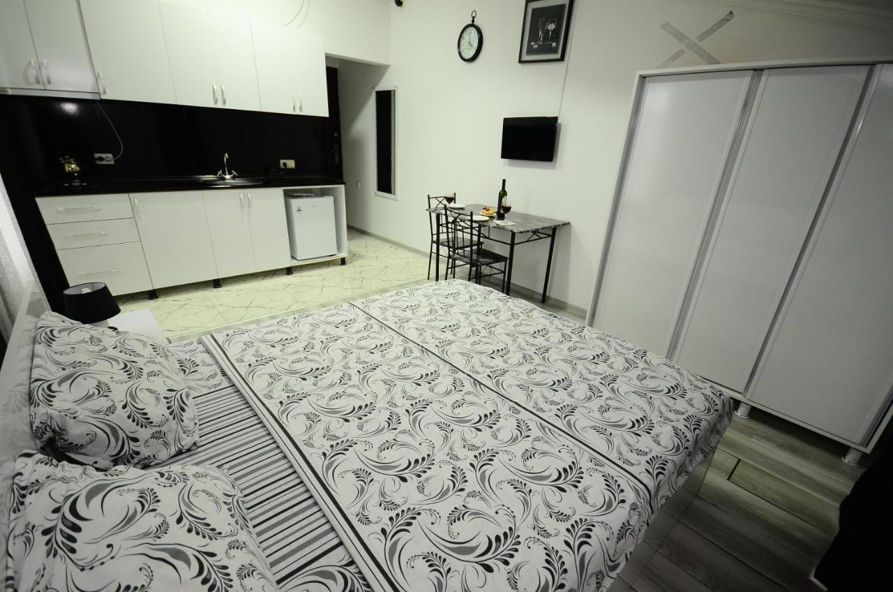 Aparthotel My Home Batumi Zewnętrze zdjęcie