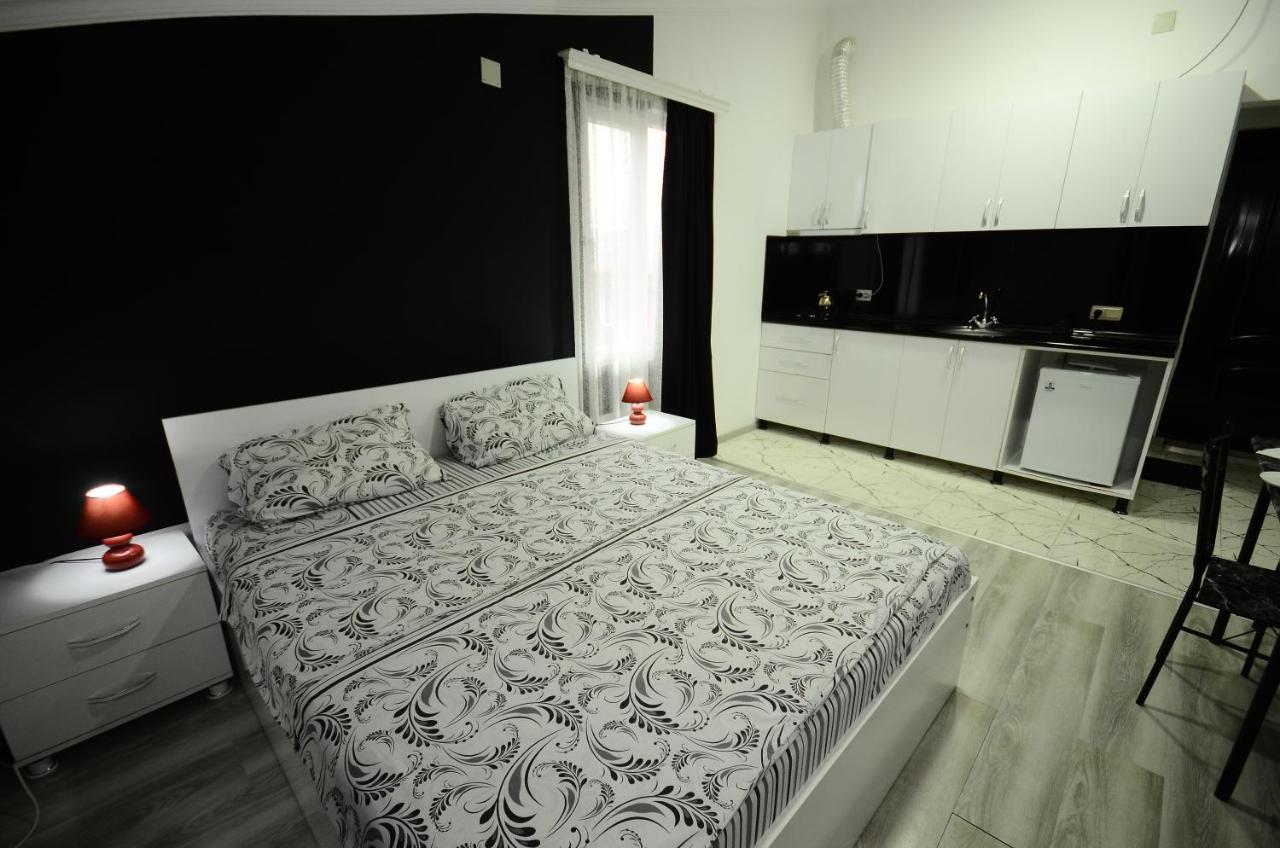 Aparthotel My Home Batumi Zewnętrze zdjęcie