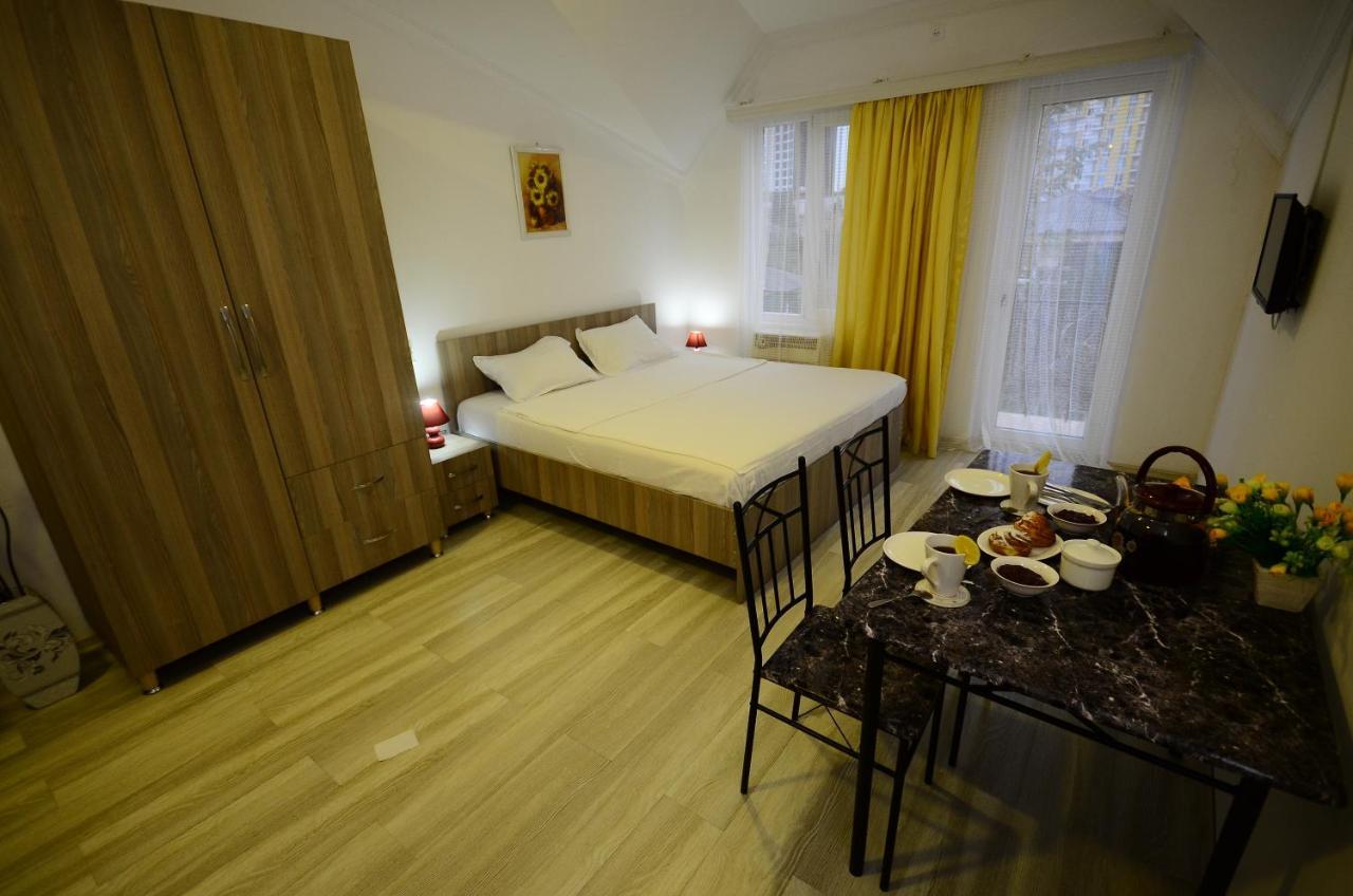 Aparthotel My Home Batumi Zewnętrze zdjęcie