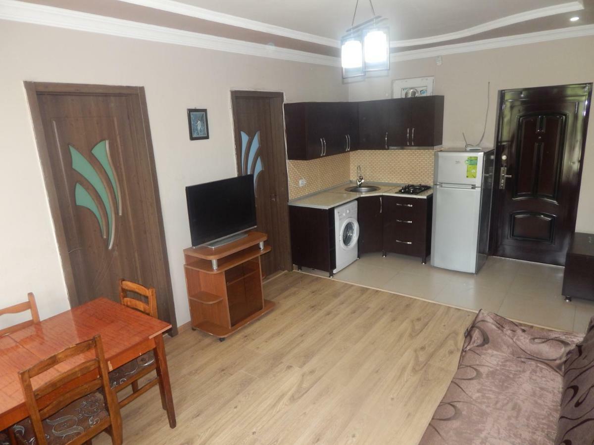 Aparthotel My Home Batumi Zewnętrze zdjęcie