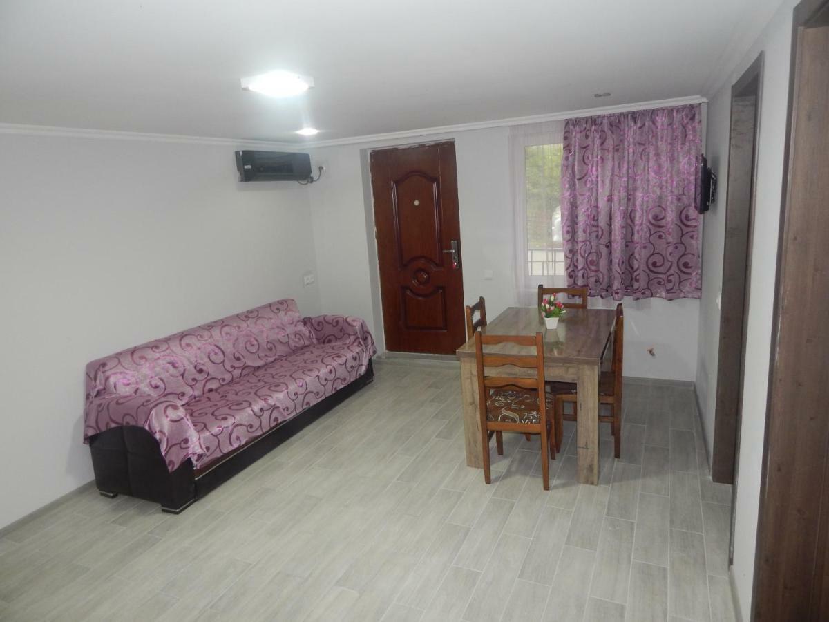 Aparthotel My Home Batumi Zewnętrze zdjęcie