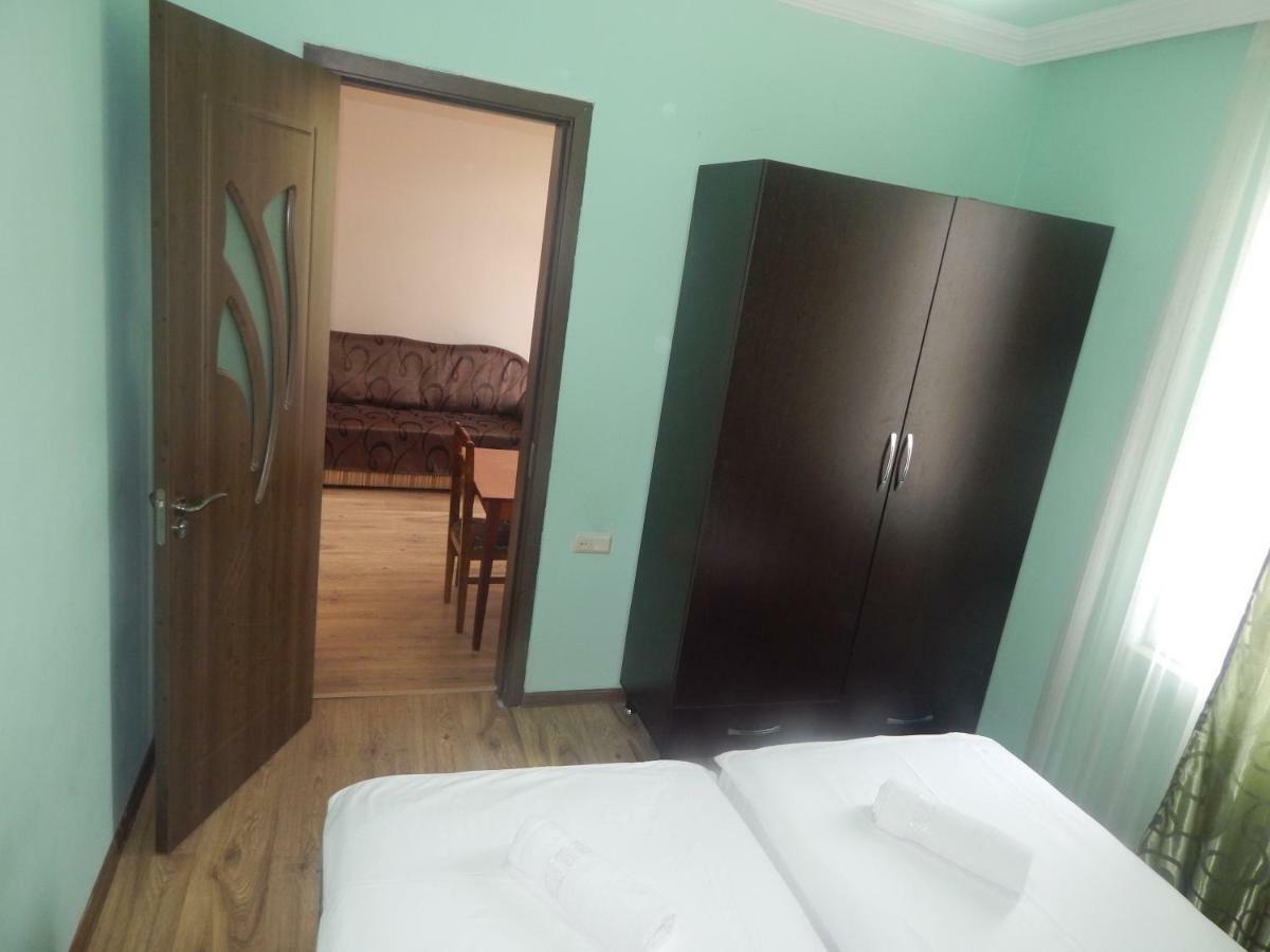 Aparthotel My Home Batumi Zewnętrze zdjęcie